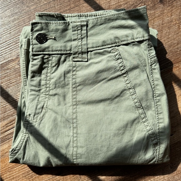 𝐖𝐨𝐦𝐞𝐧’𝐬 𝐇𝐨𝐥𝐥𝐢𝐬𝐭𝐞𝐫 𝐡𝐢𝐠𝐡-𝐫𝐢𝐬𝐞 𝐛𝐚𝐠𝐠𝐲 𝐩𝐚𝐧𝐭𝐬 - Picture 1 of 7